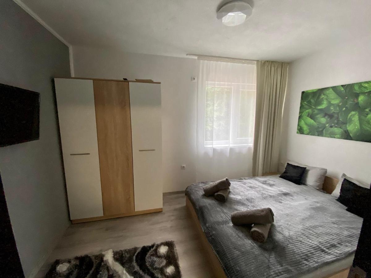 T&T Apartman Praid Exterior foto